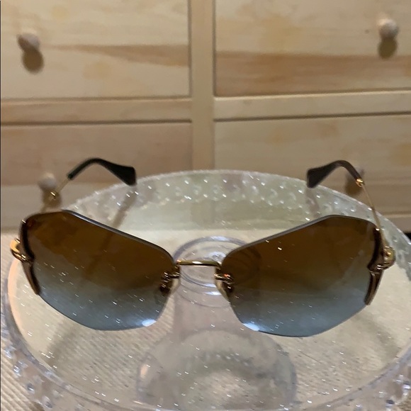 Miu Miu Accessories - MIU MIU Frameless Super Lightweight Sunglasses